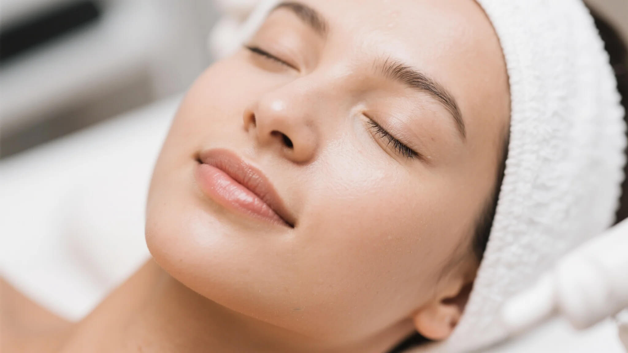 esión de Rejuvenecimiento Facial Avanzado en Vega Alta.